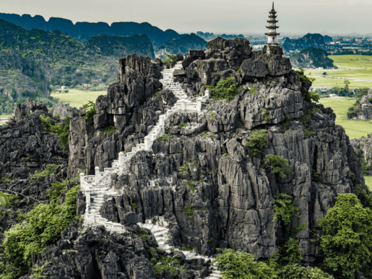 Khám phá tour Hà Nội Ninh Bình Hạ Long 4N3Đ cùng Like Tour.