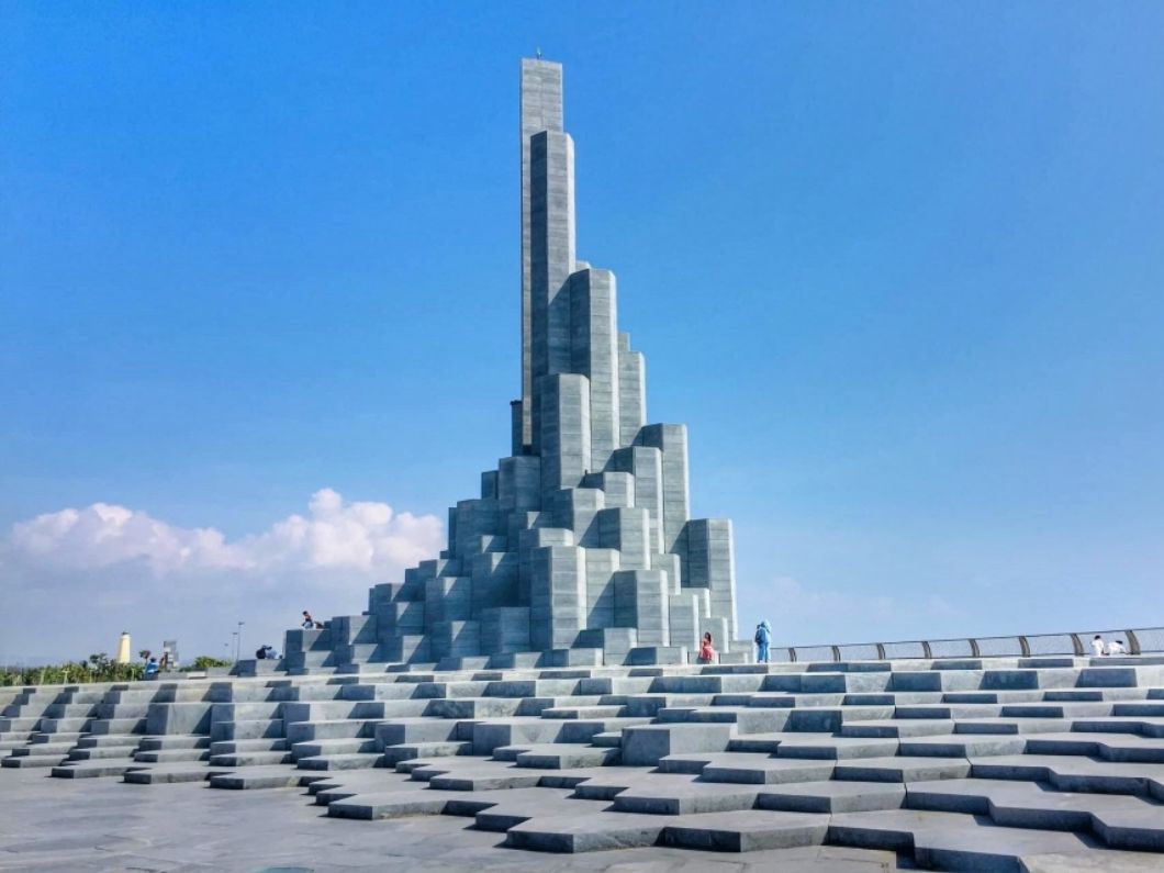 Tháp Nghinh Phong Phú Yên trong tour Quy Nhơn Phú Yên 3 ngày 2 đêm