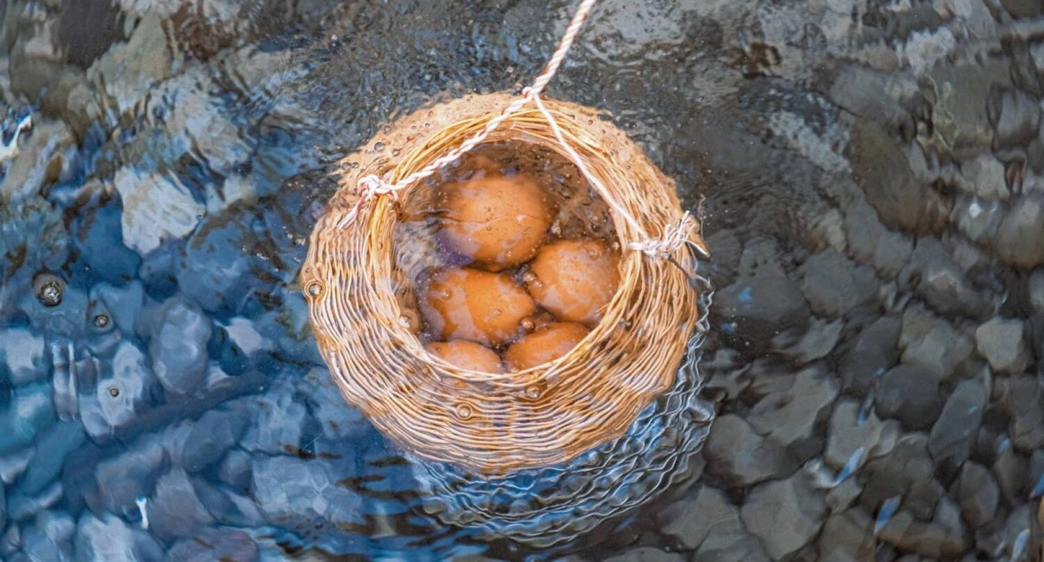 Trải nghiệm luộc trứng tại khu 82 Degrees Minera Bình Châu cùng Like Tour