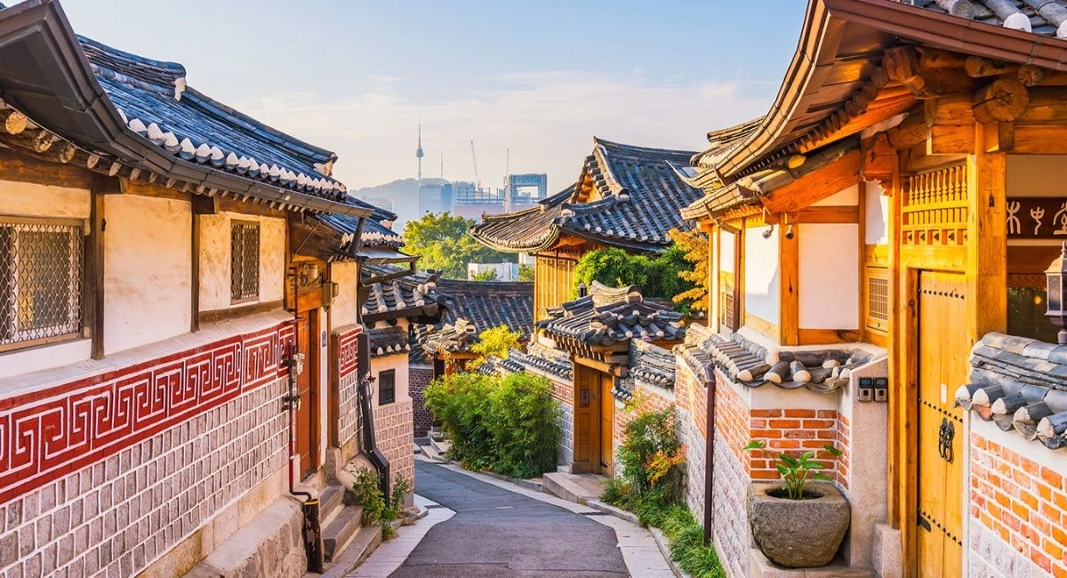 Làng cổ Namsan Hanok Seoul kiến trúc nhà truyền thống Hàn Quốc tour Like Tour
