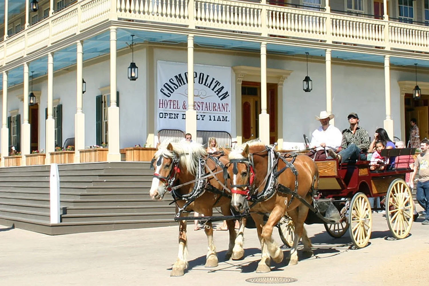 Khung cảnh phố cổ San Diego Old Town với kiến trúc cổ kính trong hành trình tour Hoa Kỳ của Like Tour.