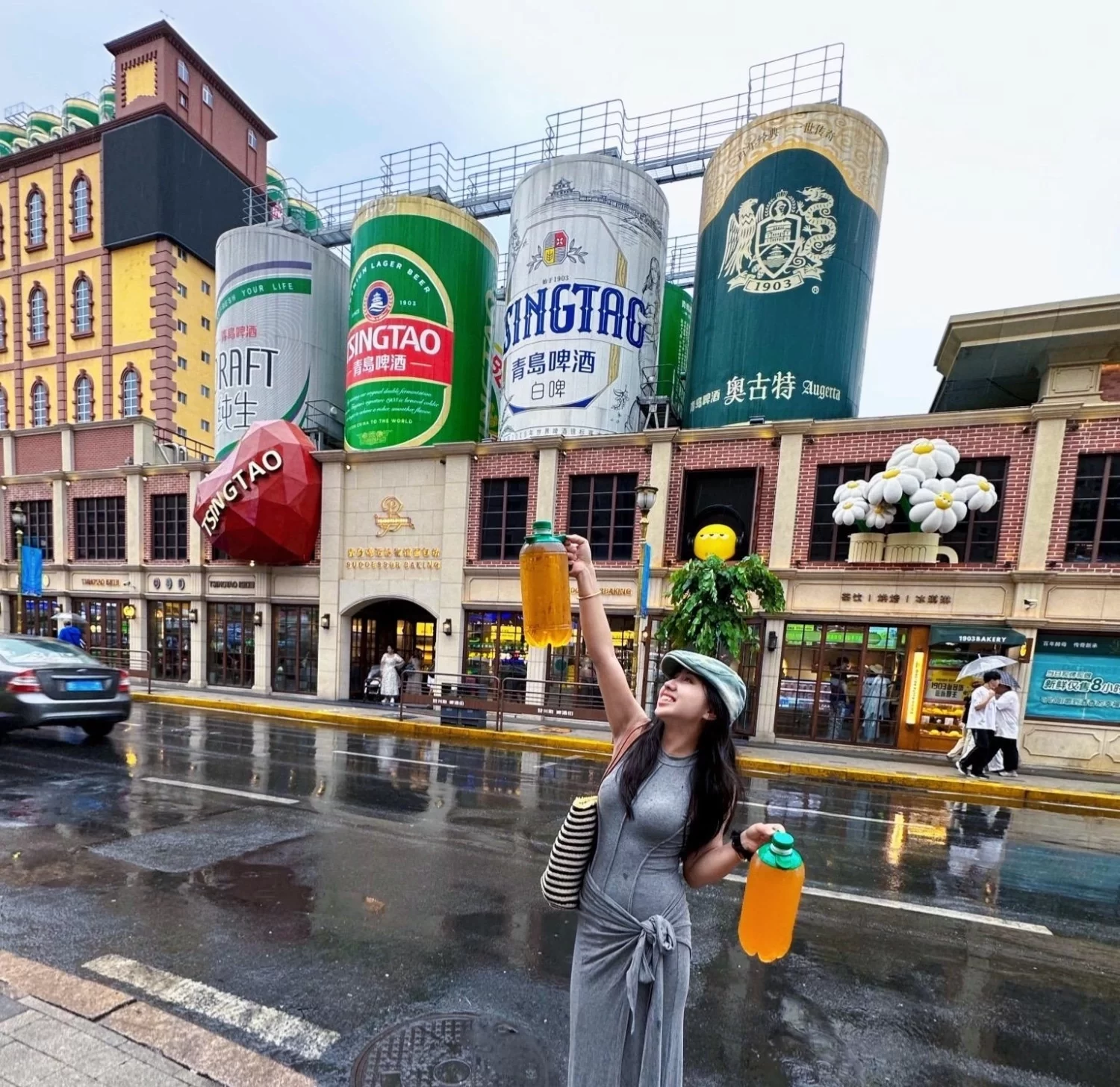 Nhà máy bia Thanh Đảo kiến trúc gạch đỏ đặc trưng tour Like Tour.