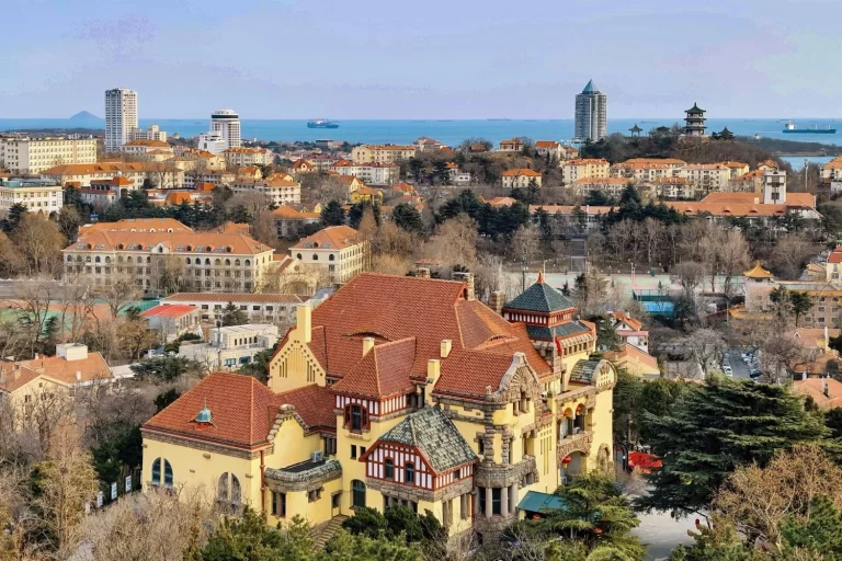 Công viên Núi Tín Hiệu Thanh Đảo điểm ngắm toàn cảnh thành phố tour Like Tour