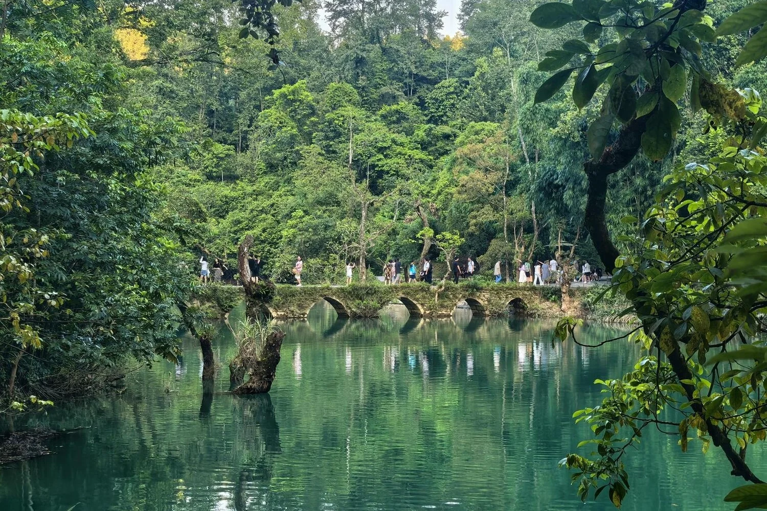 Khu thắng cảnh Tiểu Thất Khổng - Điểm đến không thể bỏ qua trong tour Quý Châu của Like Tour