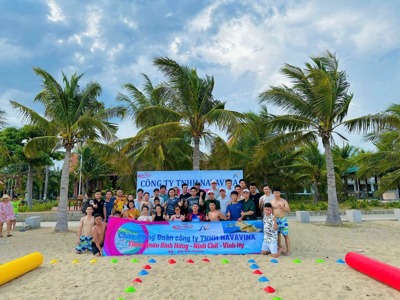 Like Tour chuyên tổ chức du lịch công ty cho doanh nghiệp.